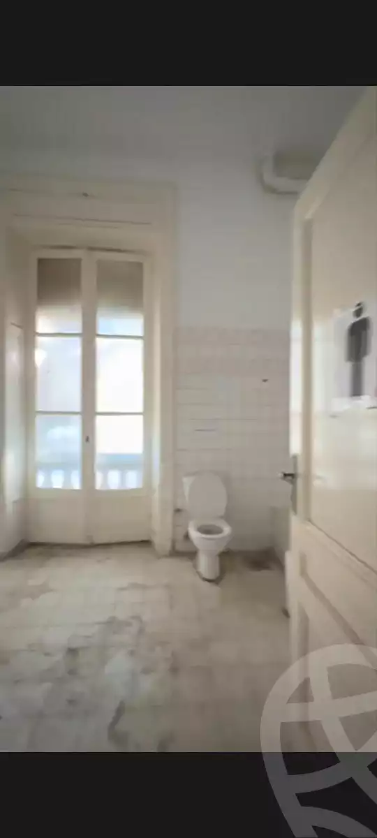 https://aqarmap.com.eg/en/listing/7035991-for-rent-cairo-downtown-kasr-el-neel-nile-corniche-st