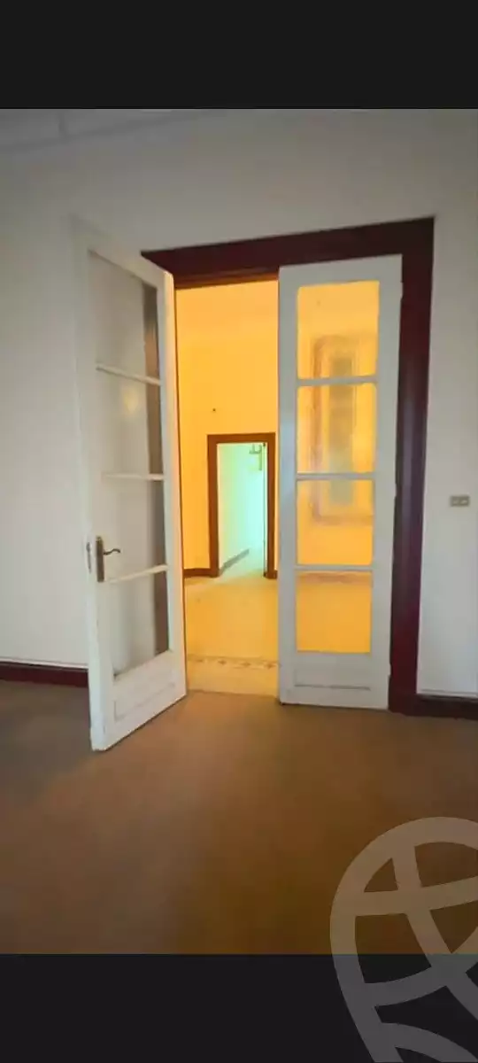 https://aqarmap.com.eg/en/listing/7035991-for-rent-cairo-downtown-kasr-el-neel-nile-corniche-st