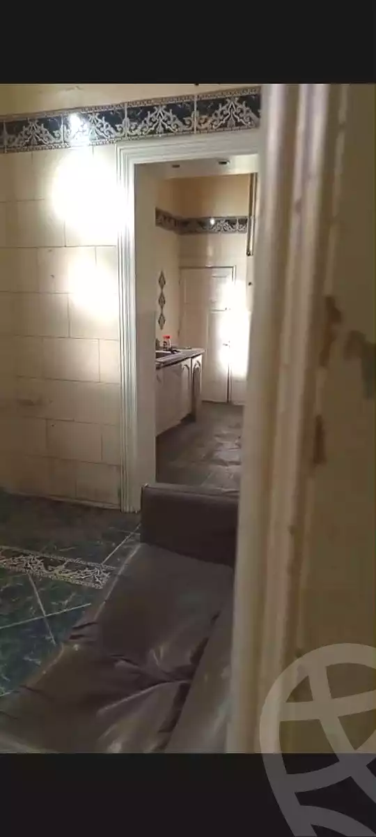 https://aqarmap.com.eg/en/listing/7036002-for-rent-cairo-downtown-el-azbakya-el-gomhoreya-st