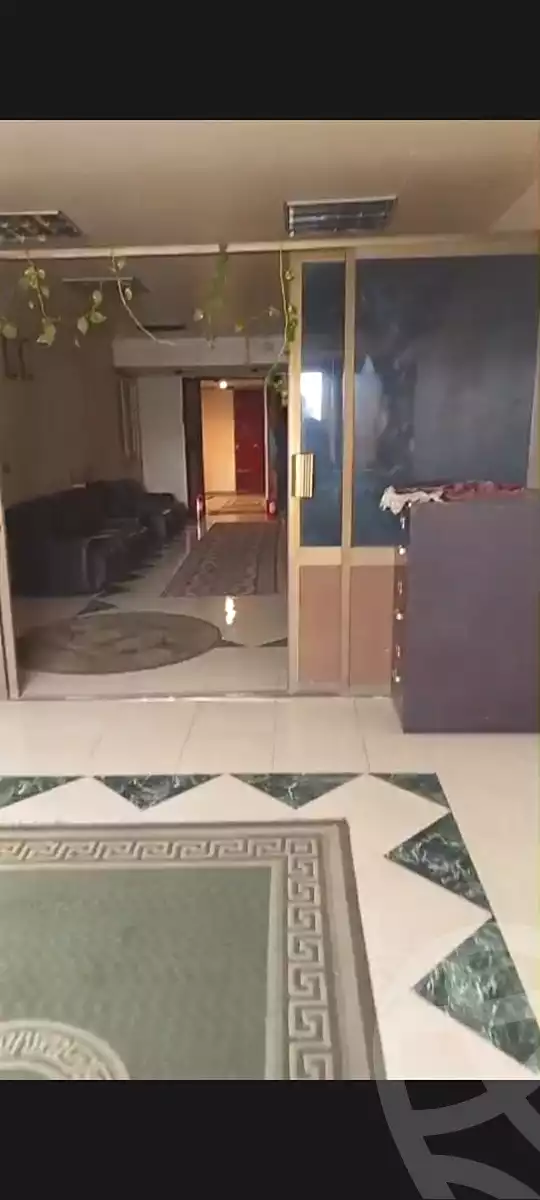 https://aqarmap.com.eg/ar/listing/7036034-for-rent-cairo-downtown-el-azbakya-mohamed-bek-el-alfy-st