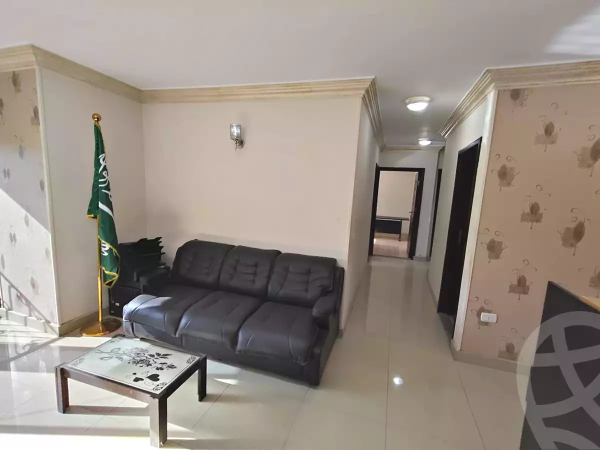 https://aqarmap.com.eg/ar/listing/7036040-for-rent-cairo-downtown-ramsis