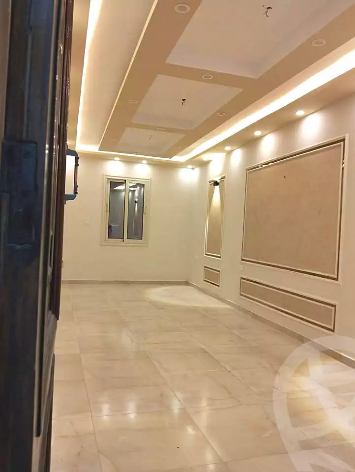 https://aqarmap.com.eg/ar/listing/7036086-for-sale-alexandria-al-agamy-bw-ywsf