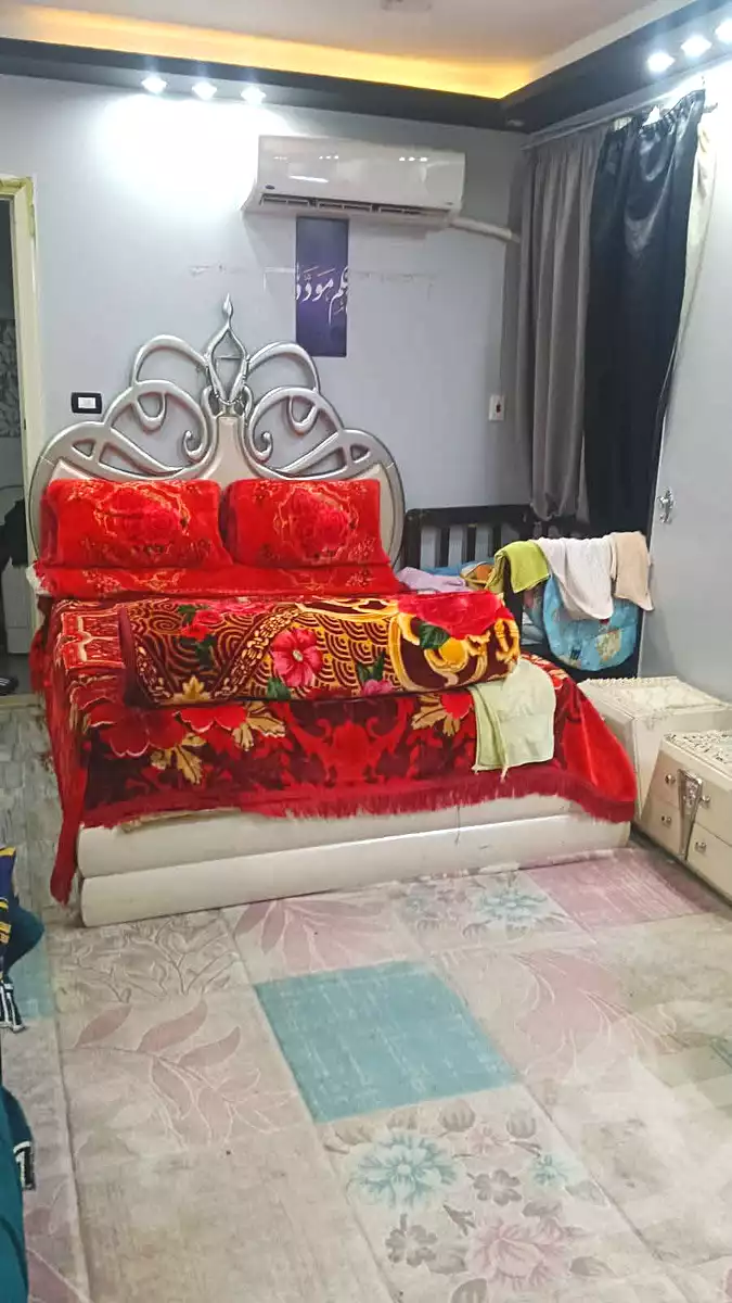 https://aqarmap.com.eg/en/listing/7036259-for-sale-cairo-helwan-ahmed-enci-st