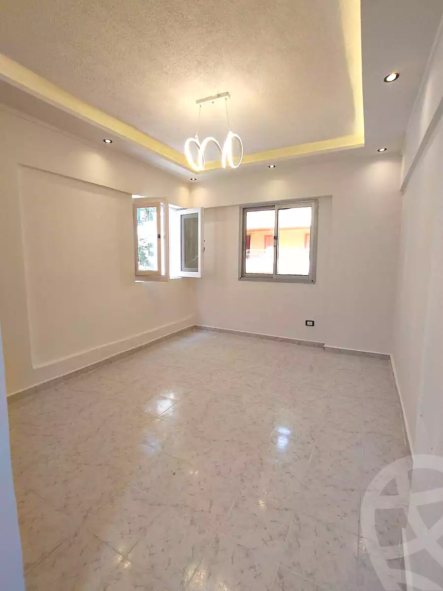 https://aqarmap.com.eg/en/listing/7036345-for-sale-alexandria-al-agamy-shataa-el-nakheel