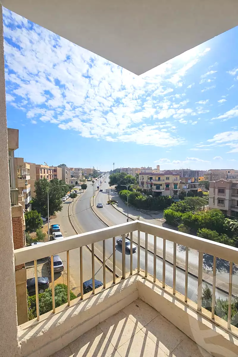 https://aqarmap.com.eg/ar/listing/7036765-for-sale-cairo-6th-of-october-el-hay-el-motamyz