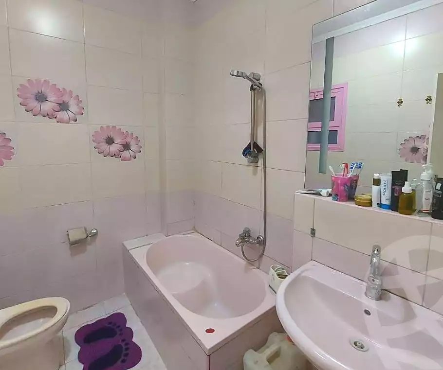 https://aqarmap.com.eg/en/listing/7036973-for-sale-cairo-helwan-el-tayaran-city