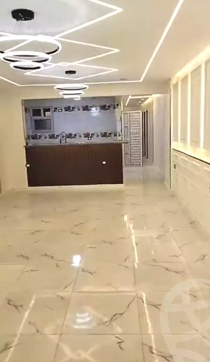 https://aqarmap.com.eg/ar/listing/7037143-for-sale-cairo-nozha-2-sanad-abd-el-hakeem-st