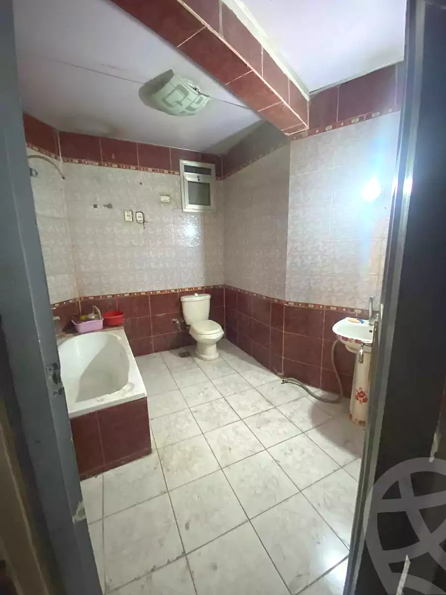 https://aqarmap.com.eg/en/listing/7037279-for-sale-cairo-el-abbasiya-el-geish-st