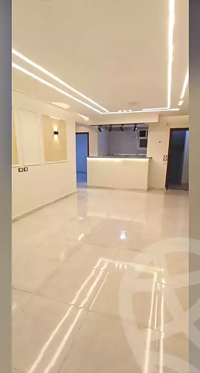 https://aqarmap.com.eg/en/listing/7037344-for-sale-cairo-helwan-hadayek-helwan-el-eshrein-st