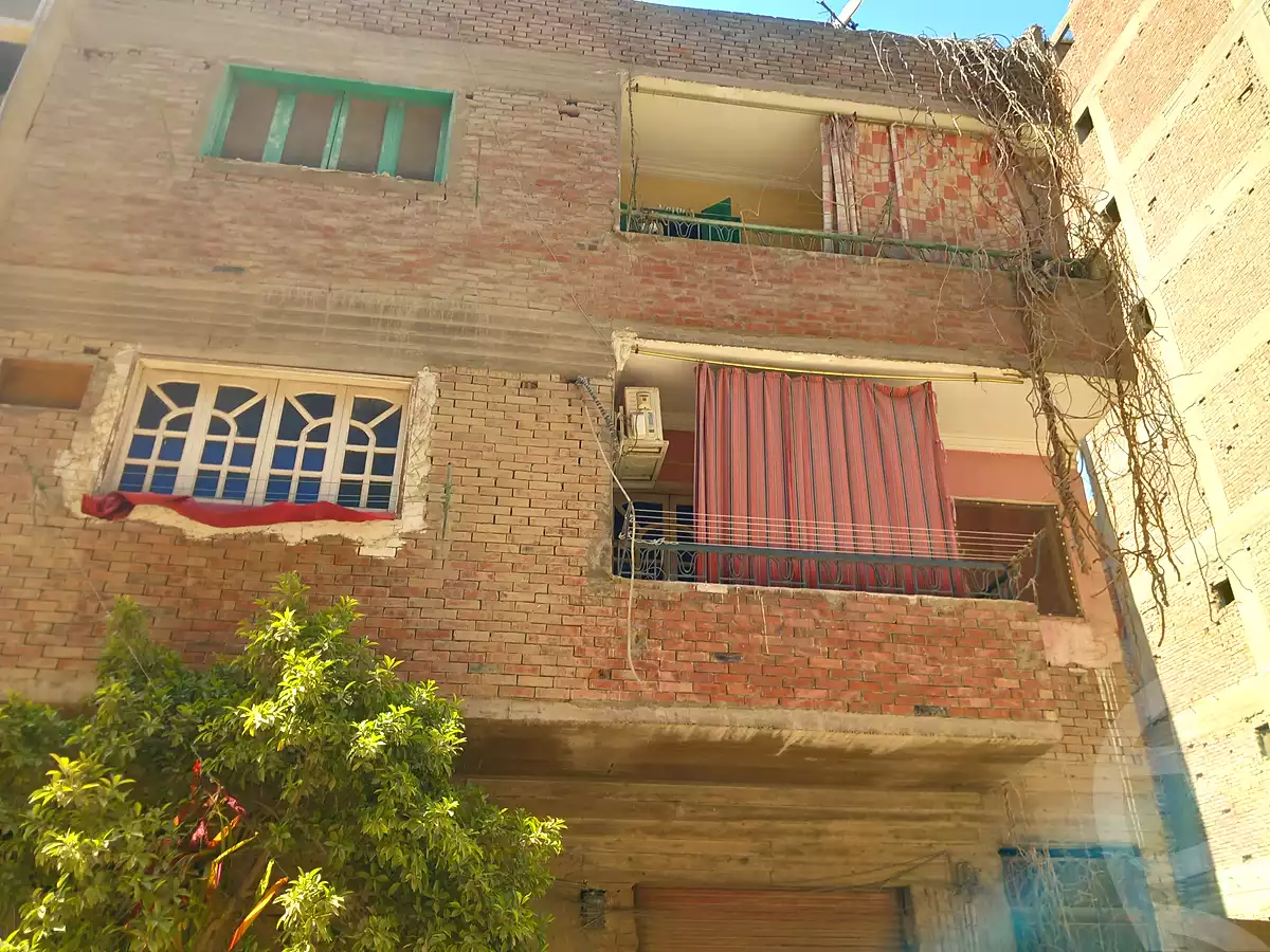 https://aqarmap.com.eg/ar/listing/7037676-for-sale-cairo-helwan-hadayek-helwan-el-refaey