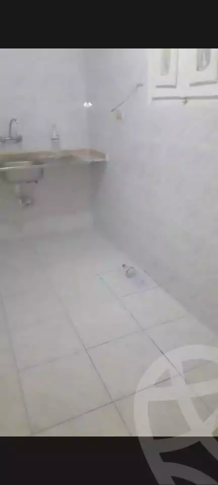 https://aqarmap.com.eg/ar/listing/7037731-for-sale-alexandria-al-agamy-lbytsh-al-kaada-st