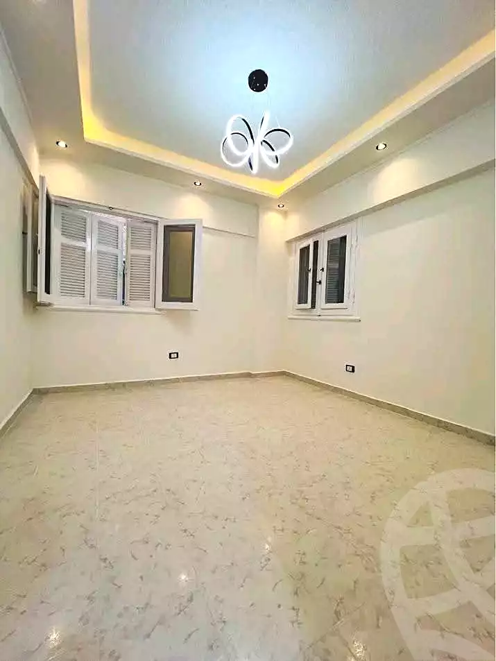 https://aqarmap.com.eg/ar/listing/7038089-for-sale-alexandria-al-agamy-shataa-el-nakheel