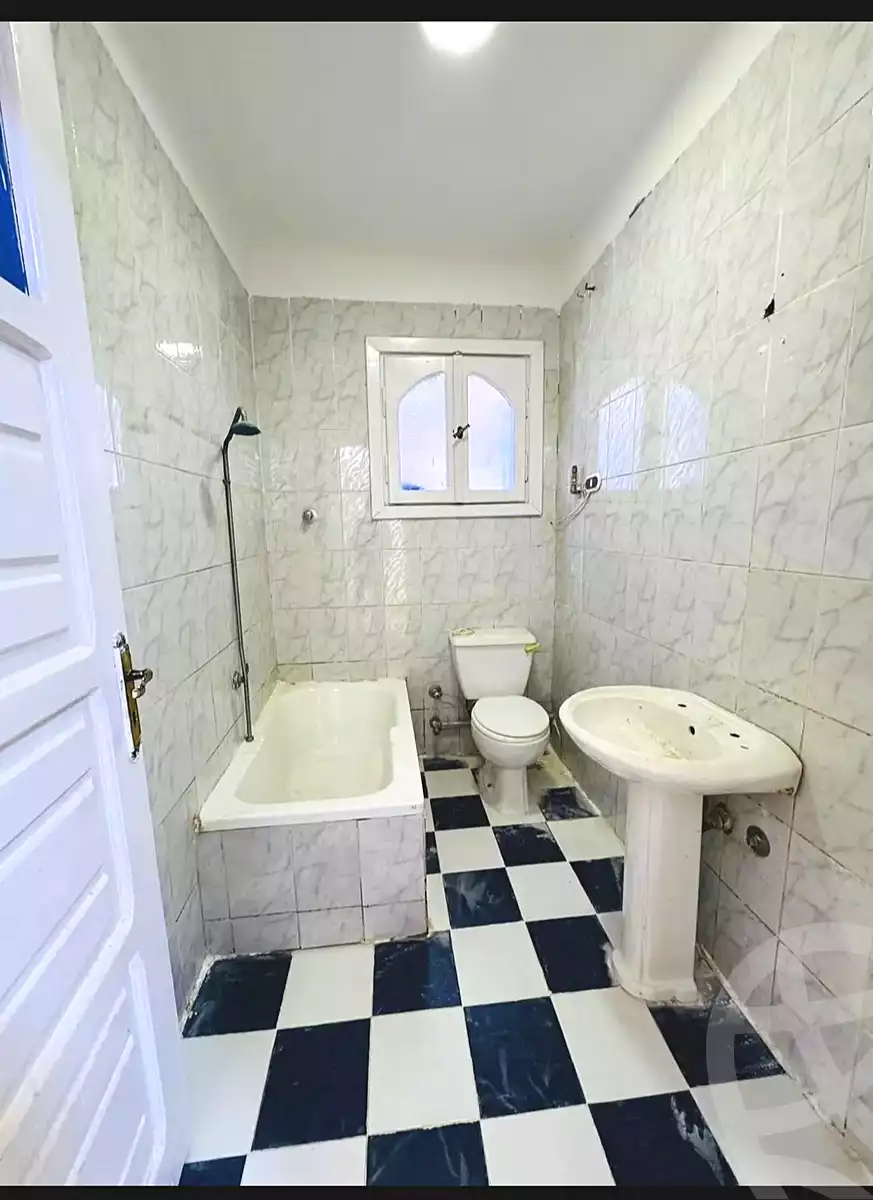 https://aqarmap.com.eg/ar/listing/7038609-for-sale-alexandria-al-agamy-shataa-el-nakheel