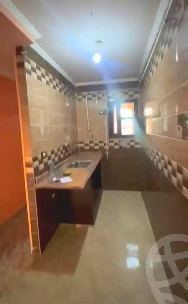 https://aqarmap.com.eg/ar/listing/7038686-for-sale-alexandria-el-asafra-shr-45
