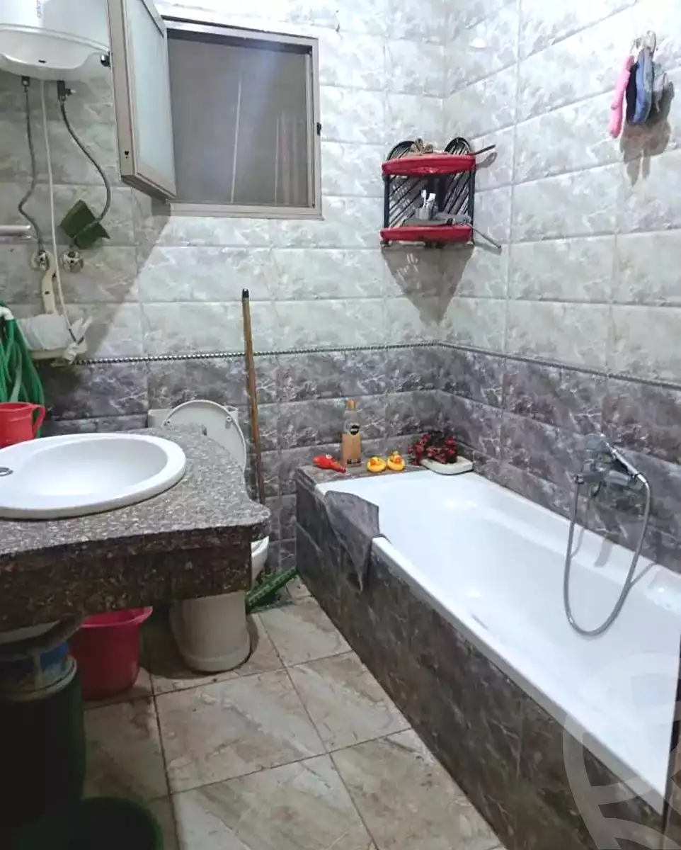https://aqarmap.com.eg/en/listing/7038865-for-sale-alexandria-lsywf-el-falki