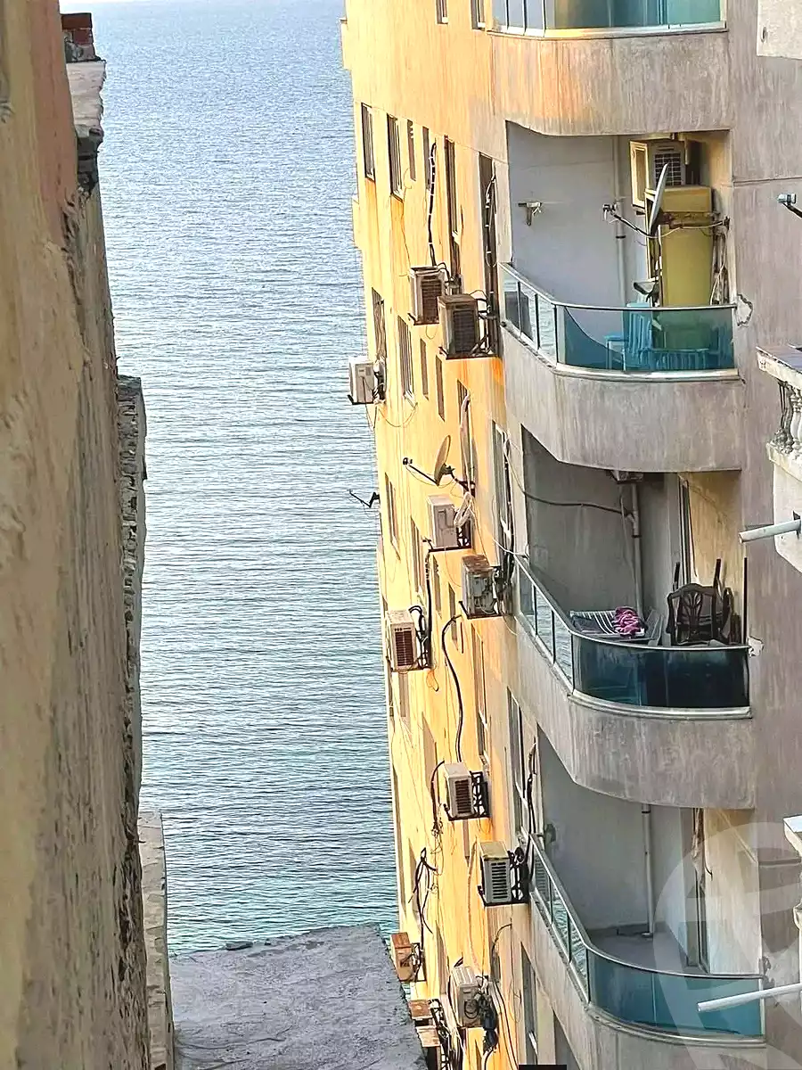 https://aqarmap.com.eg/ar/listing/7038920-for-sale-alexandria-sydy-bshr-sydy-bshr-bhry