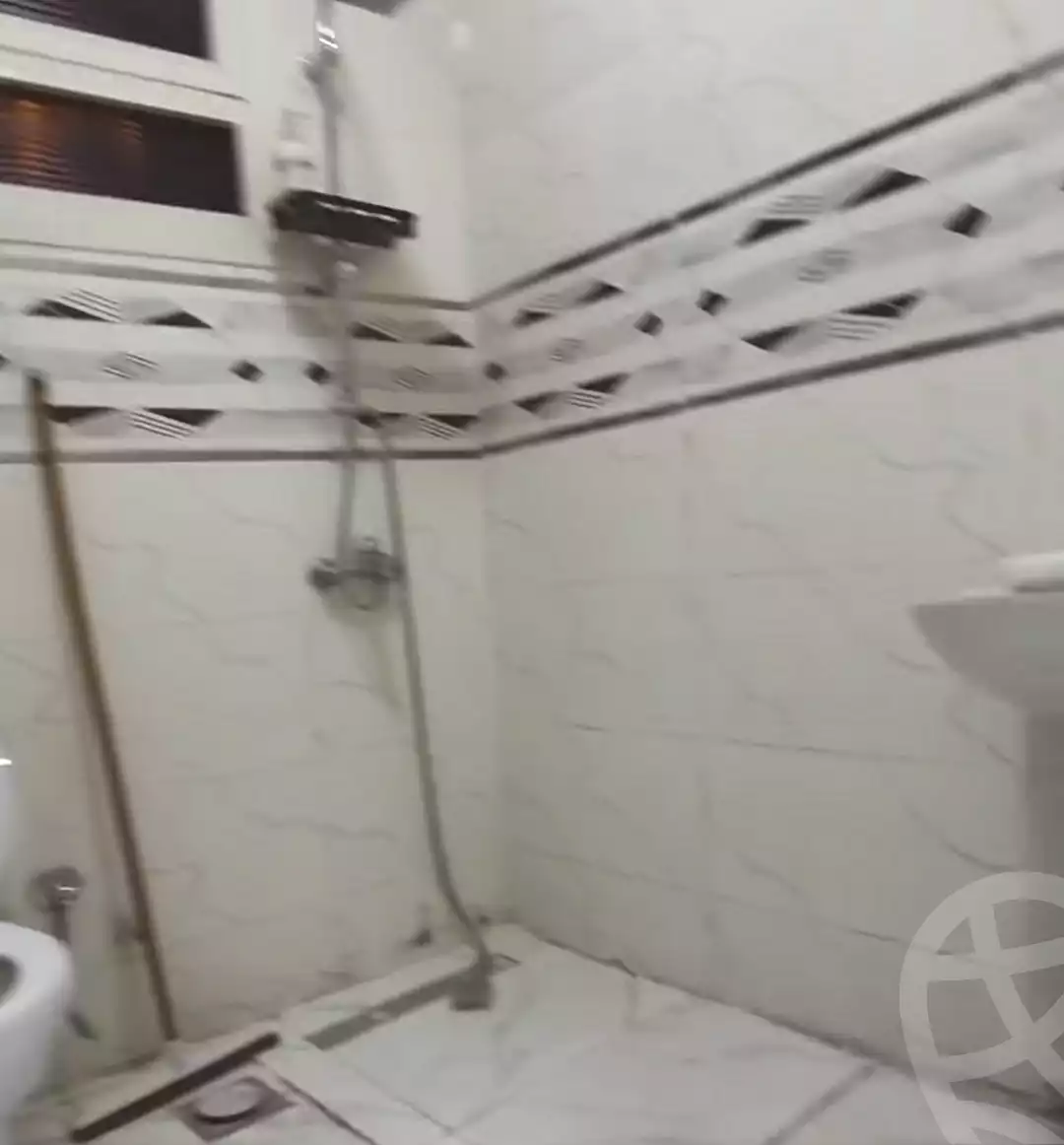 https://aqarmap.com.eg/ar/listing/7039029-for-sale-cairo-elnozha-Streettt-27