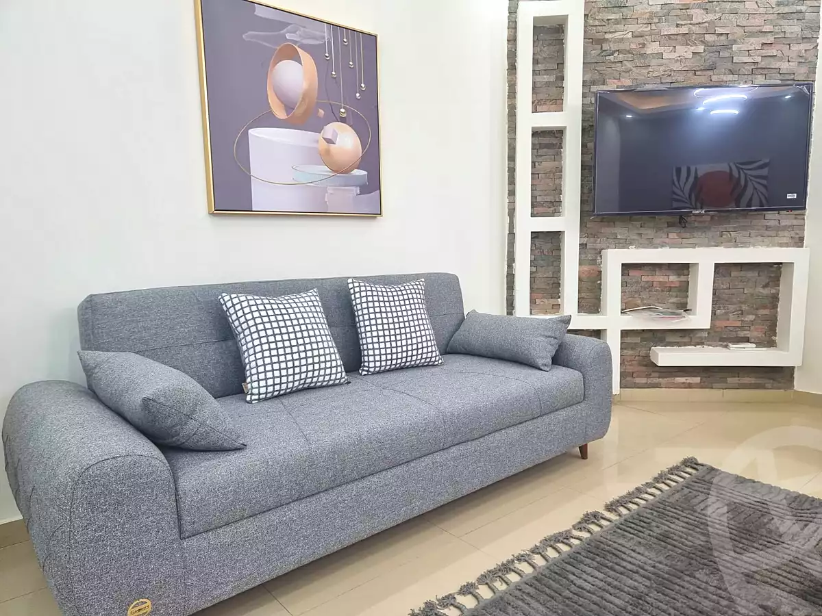 https://aqarmap.com.eg/en/listing/7039035-for-rent-cairo-new-cairo-compounds-midtown