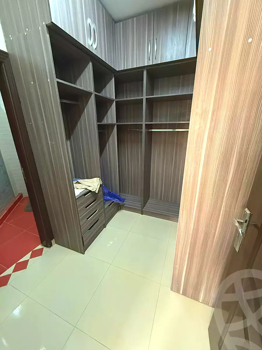 https://aqarmap.com.eg/en/listing/7039035-for-rent-cairo-new-cairo-compounds-midtown