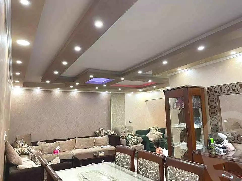 https://aqarmap.com.eg/ar/listing/7039246-for-sale-cairo-helwan-mahmoud-zaki-st