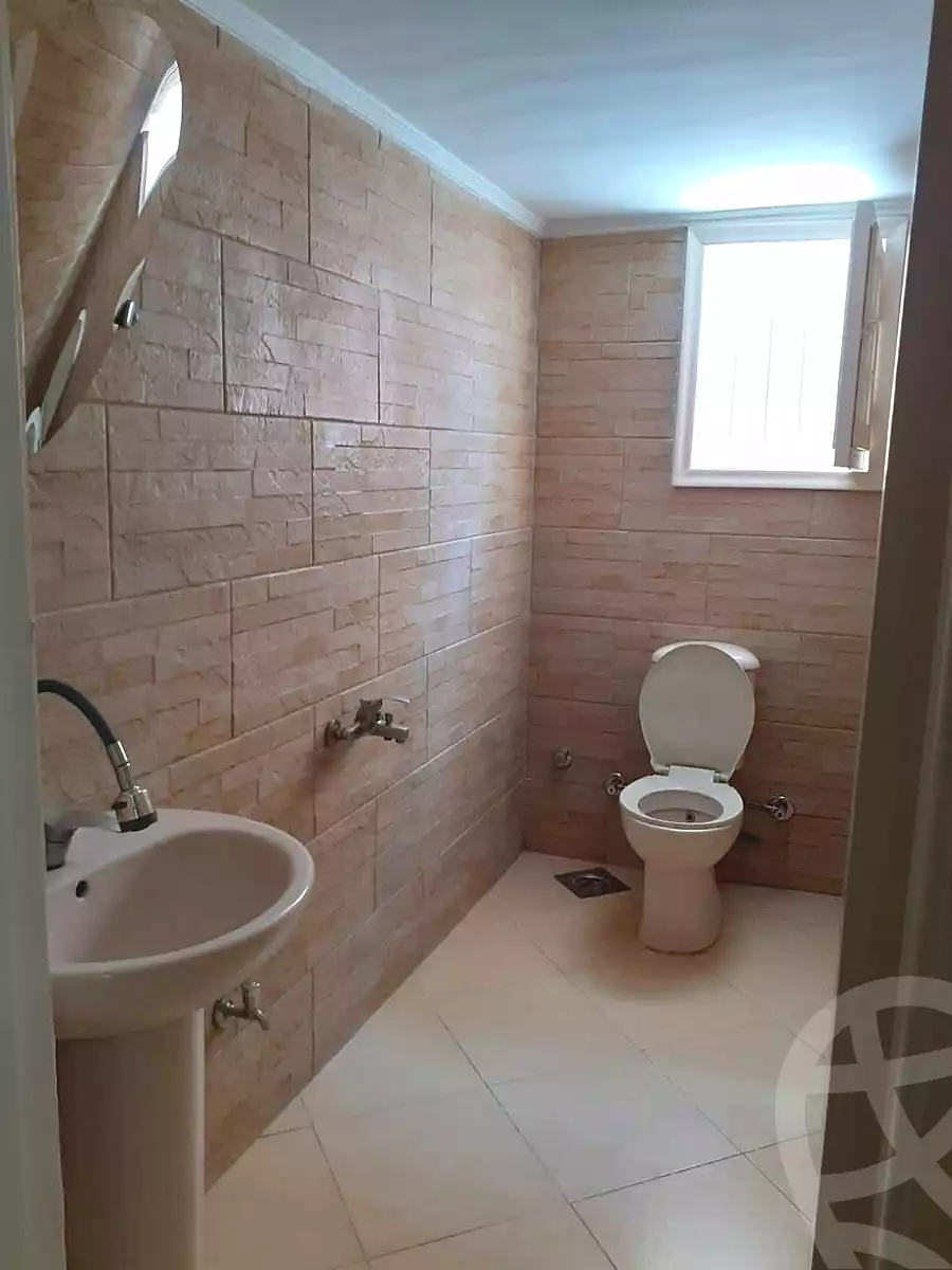 https://aqarmap.com.eg/ar/listing/7039335-for-rent-cairo-shoubra