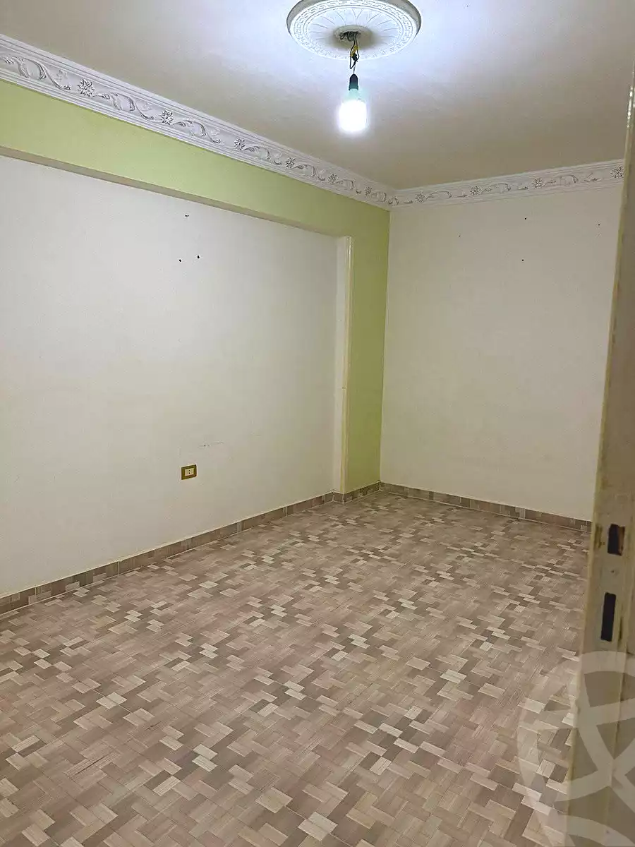https://aqarmap.com.eg/ar/listing/7039533-for-sale-alexandria-al-agamy-el-hanouvel-al-asdakaa-st