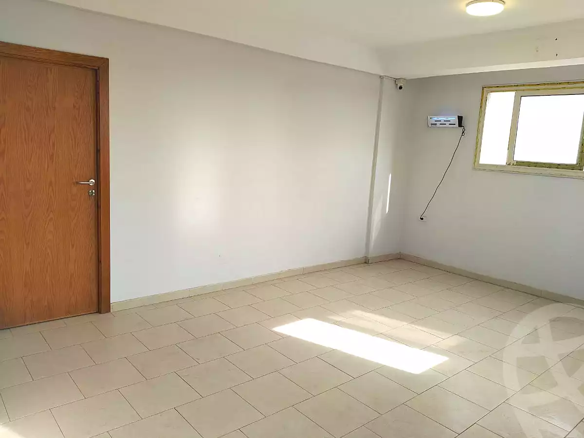 https://aqarmap.com.eg/ar/listing/7039638-for-rent-cairo-new-cairo-el-maantiqah-el-sinaiyyah
