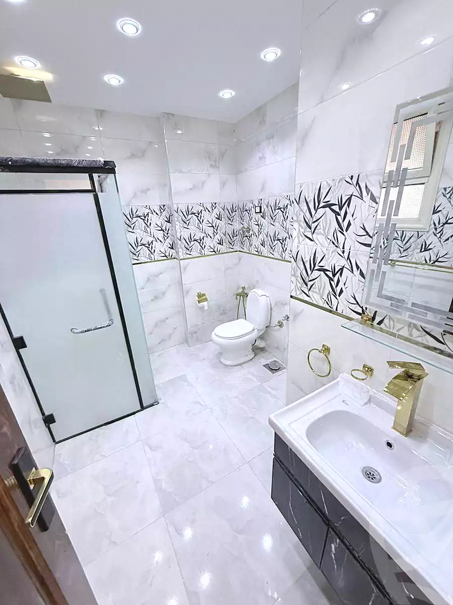 https://aqarmap.com.eg/en/listing/7039707-for-sale-cairo-ain-shams-ahmed-esmat-st