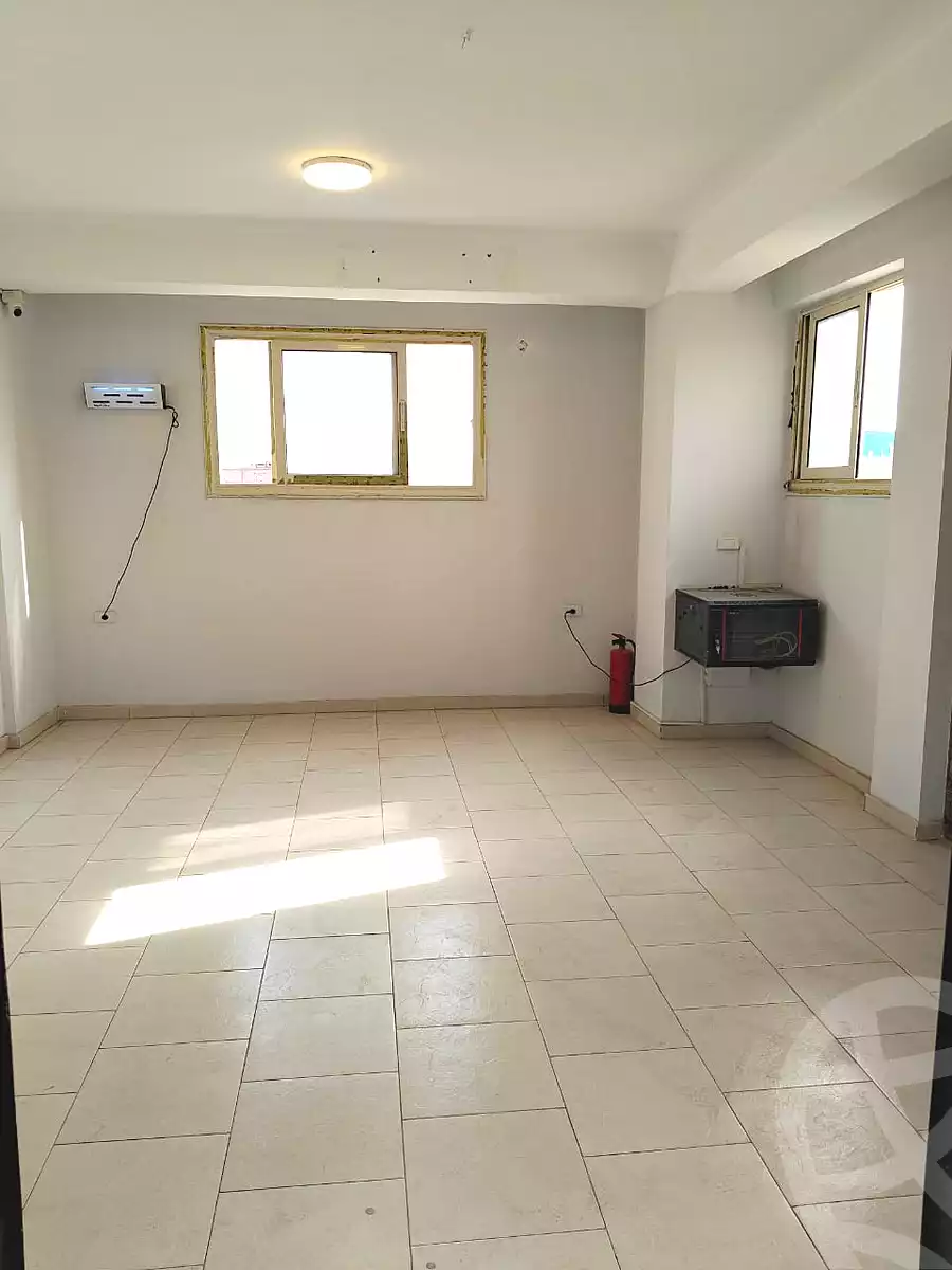 https://aqarmap.com.eg/ar/listing/7039684-for-rent-cairo-new-cairo-el-maantiqah-el-sinaiyyah