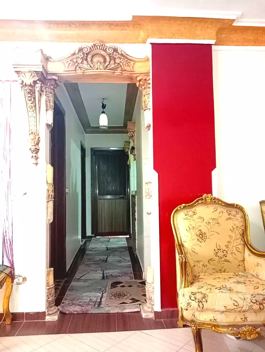 https://aqarmap.com.eg/en/listing/7039878-for-sale-alexandria-al-agamy-el-hanouvel-radwan-st
