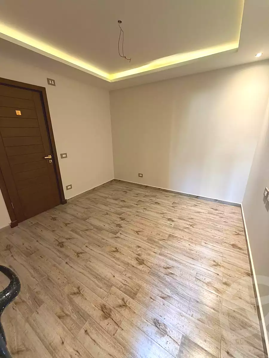https://aqarmap.com.eg/ar/listing/7039858-for-rent-cairo-new-cairo-compounds-azad-views-tameer