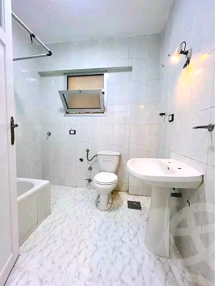 https://aqarmap.com.eg/ar/listing/7039948-for-sale-alexandria-al-agamy