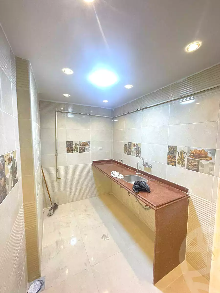 https://aqarmap.com.eg/ar/listing/7040200-for-sale-alexandria-sydy-bshr-sydy-bshr-bhry-gamal-abd-el-nasir-st