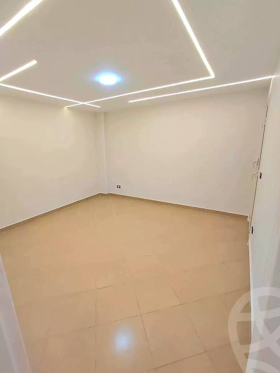 https://aqarmap.com.eg/ar/listing/7040235-for-sale-alexandria-sydy-bshr-tryq-ljysh
