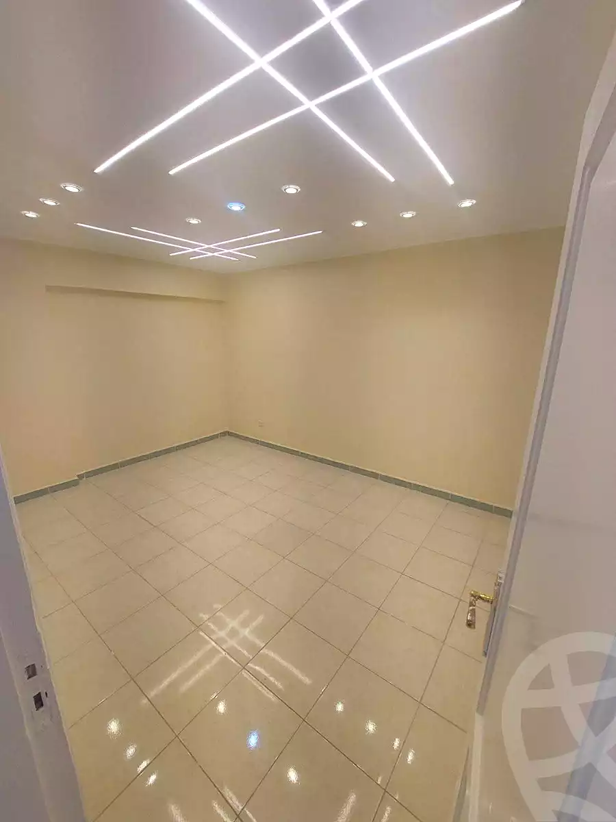 https://aqarmap.com.eg/ar/listing/7040458-for-sale-alexandria-el-asafra-shr-45