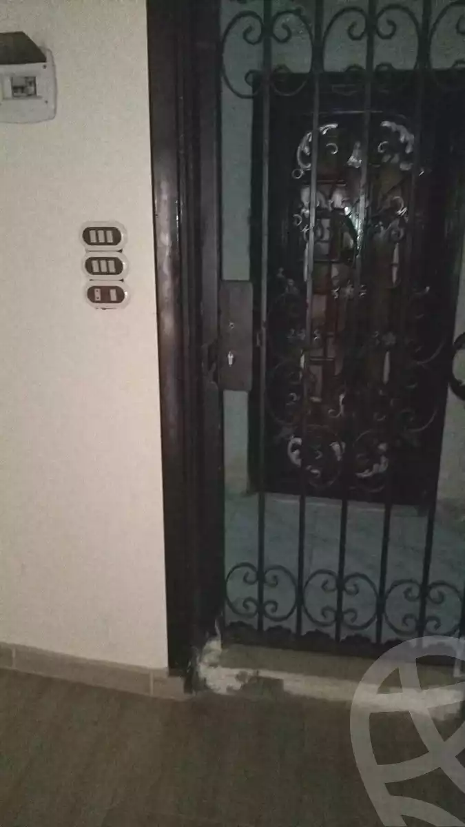 https://aqarmap.com.eg/ar/listing/7040580-for-rent-alexandria-al-agamy-bw-ywsf