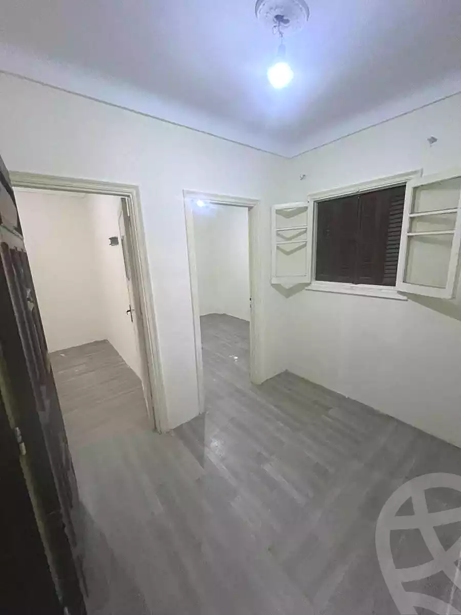 https://aqarmap.com.eg/ar/listing/7040592-for-sale-alexandria-lsywf-el-falki