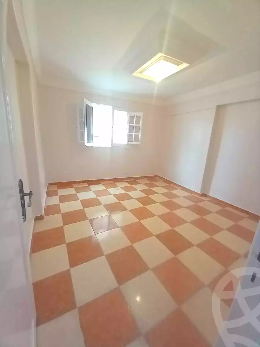 https://aqarmap.com.eg/en/listing/7040951-for-sale-alexandria-miami-shr-jml-bd-lnsr