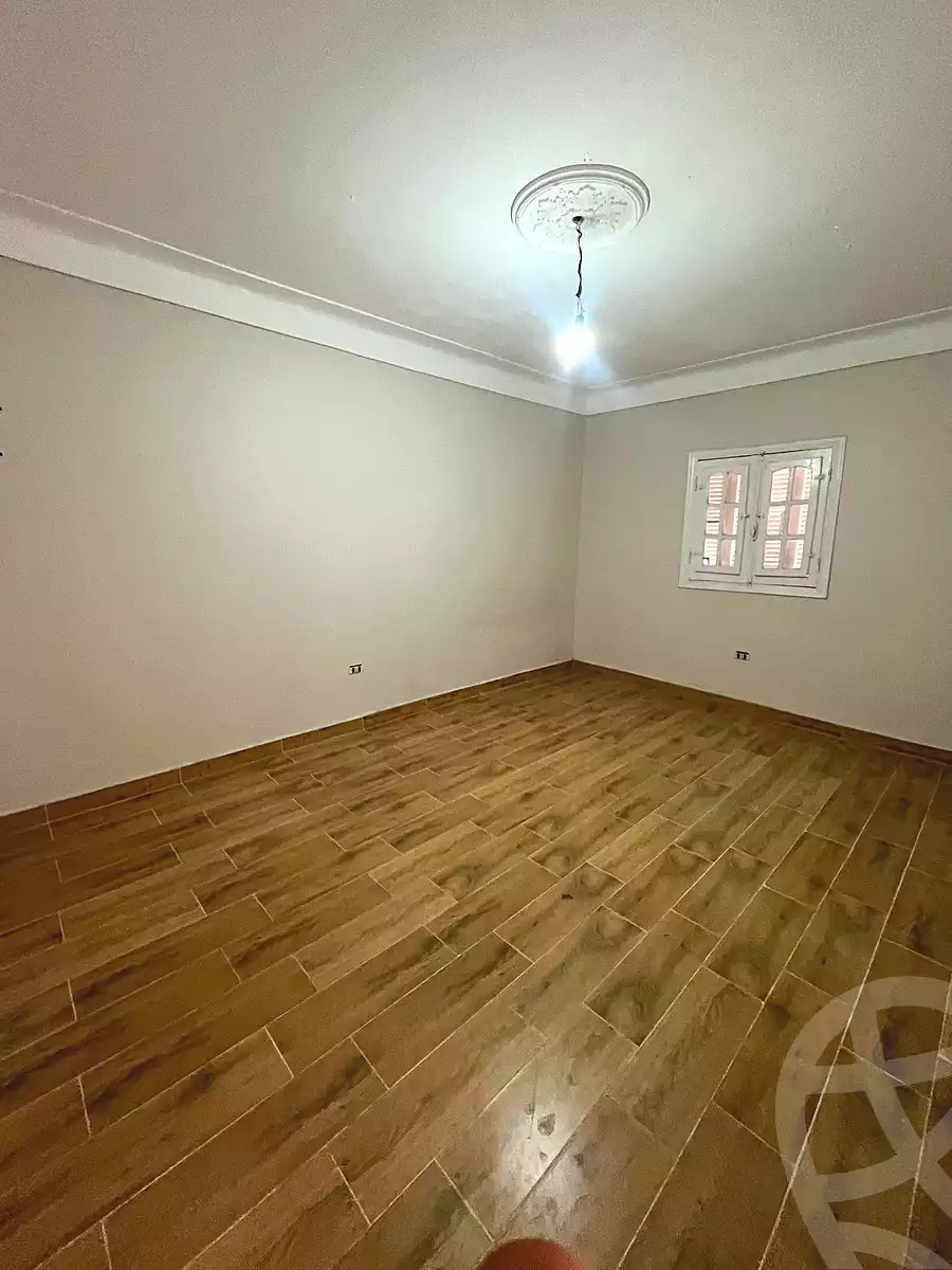 https://aqarmap.com.eg/en/listing/7040955-for-sale-alexandria-lsywf-el-falki