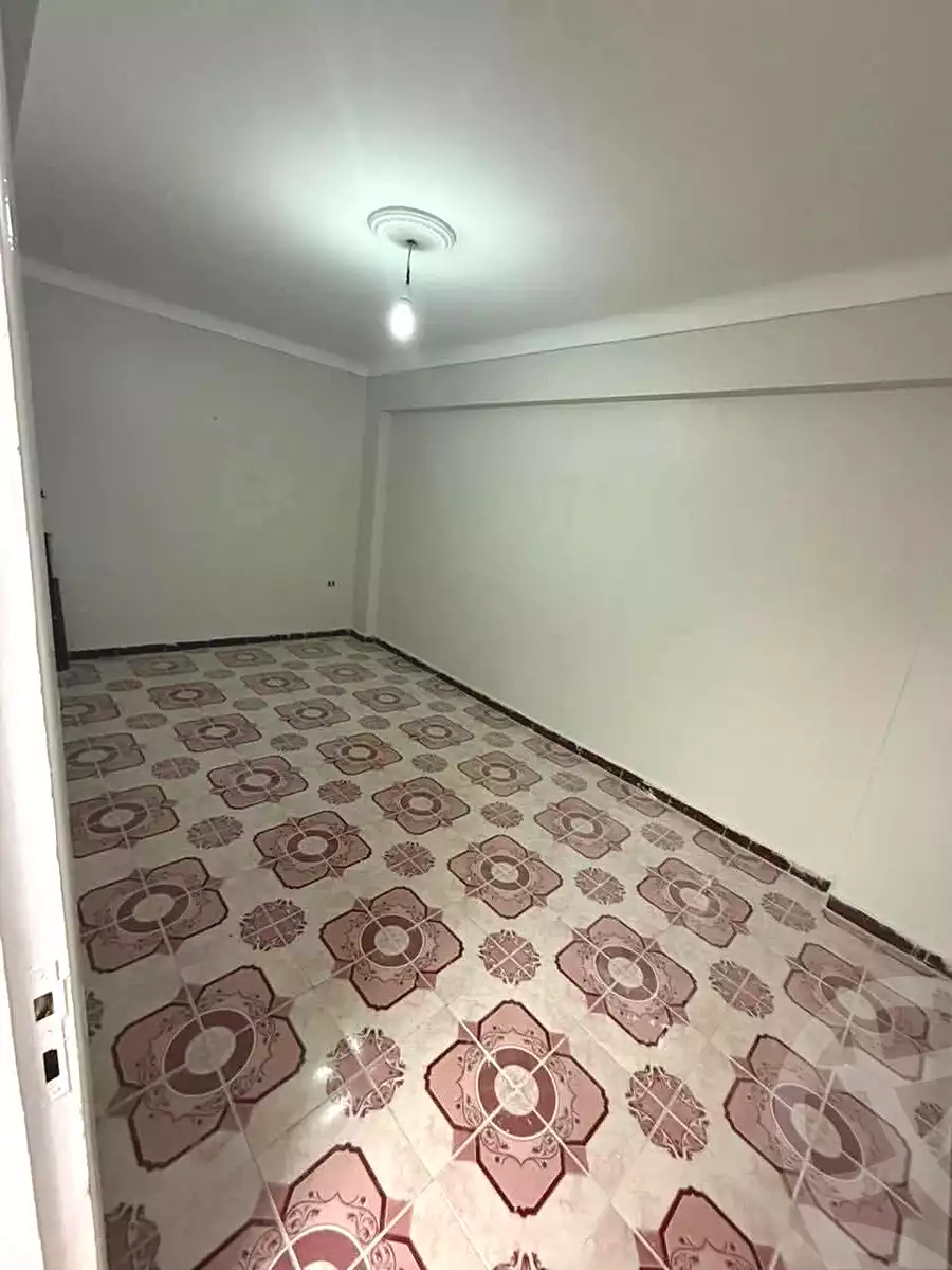 https://aqarmap.com.eg/en/listing/7041166-for-sale-alexandria-lsywf-el-falki