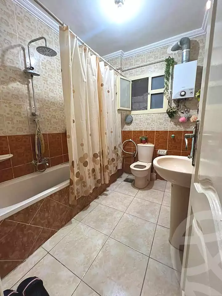https://aqarmap.com.eg/en/listing/7041168-for-sale-alexandria-miami-mahmoud-el-isawy-st