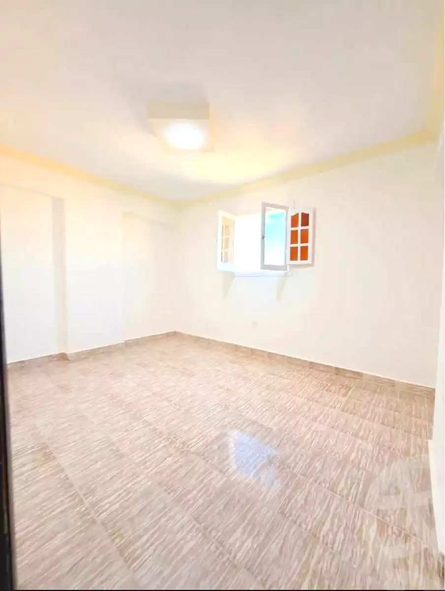 https://aqarmap.com.eg/ar/listing/7041196-for-sale-alexandria-al-agamy-shataa-el-nakheel