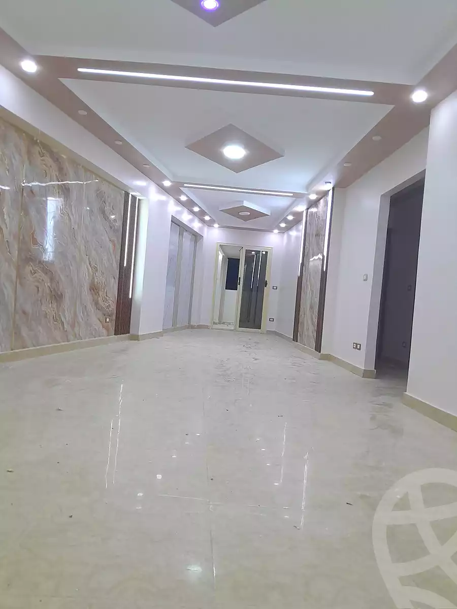 https://aqarmap.com.eg/ar/listing/7041246-for-sale-alexandria-moharram-bey