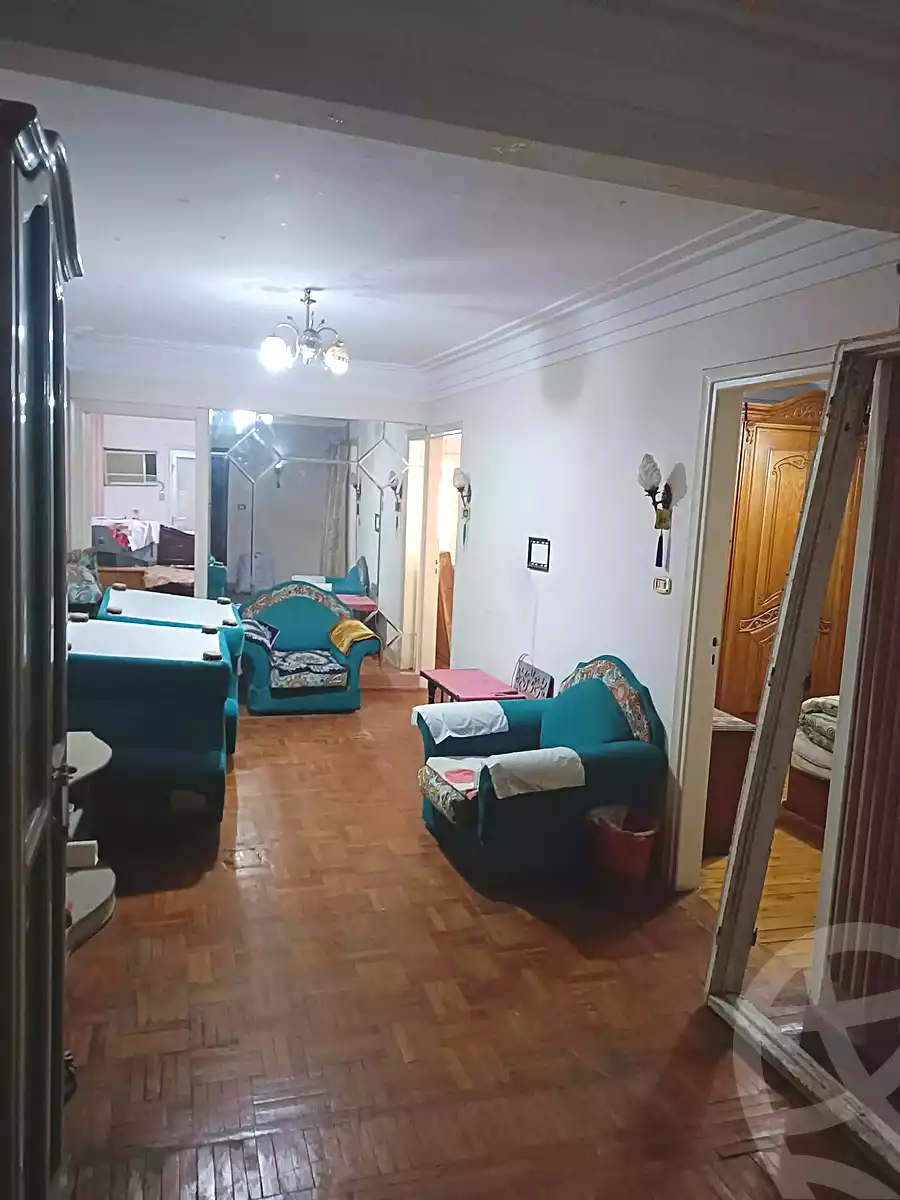 https://aqarmap.com.eg/ar/listing/7041269-for-sale-alexandria-miami-khld-bn-lwlyd