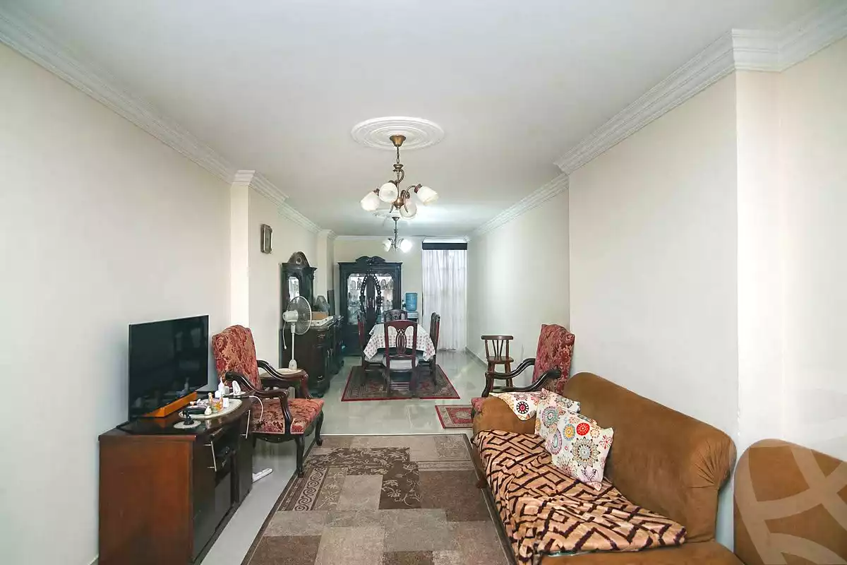 https://aqarmap.com.eg/ar/listing/7041303-for-sale-alexandria-moharram-bey-moharram-bek-st