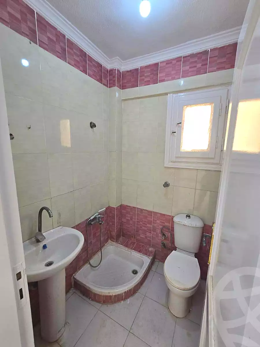 https://aqarmap.com.eg/ar/listing/7041357-for-sale-alexandria-al-agamy-shataa-el-nakheel