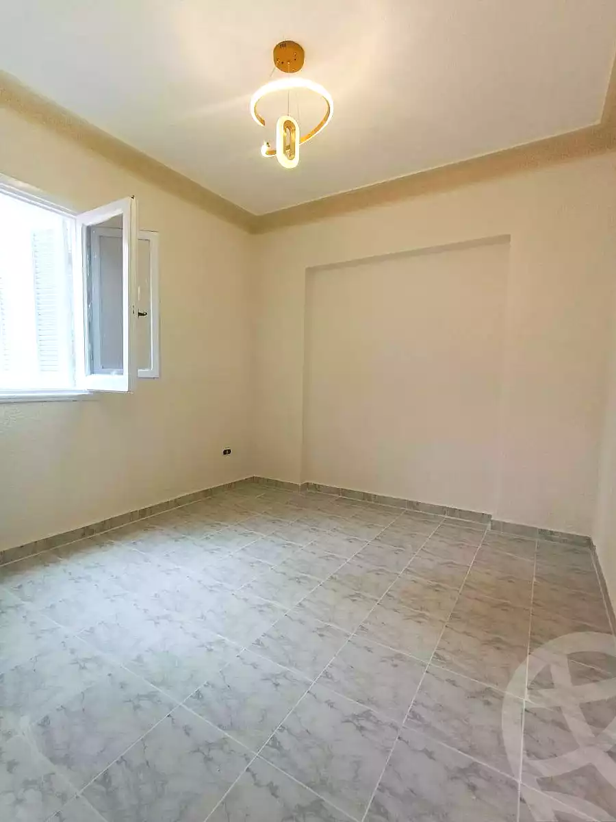 https://aqarmap.com.eg/ar/listing/7041376-for-sale-alexandria-al-agamy-shataa-el-nakheel-street-10