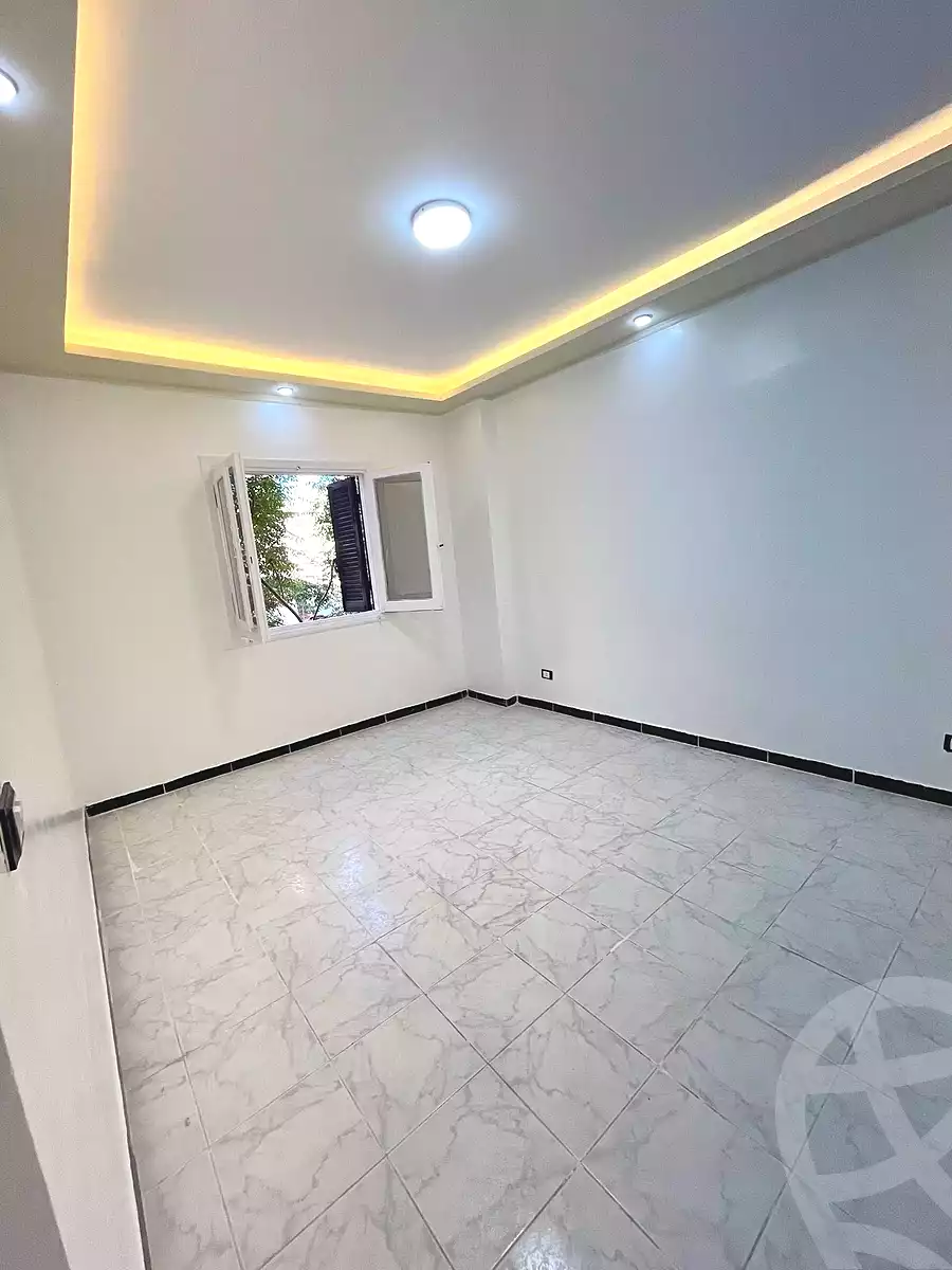 https://aqarmap.com.eg/ar/listing/7041391-for-sale-alexandria-al-agamy-shataa-el-nakheel