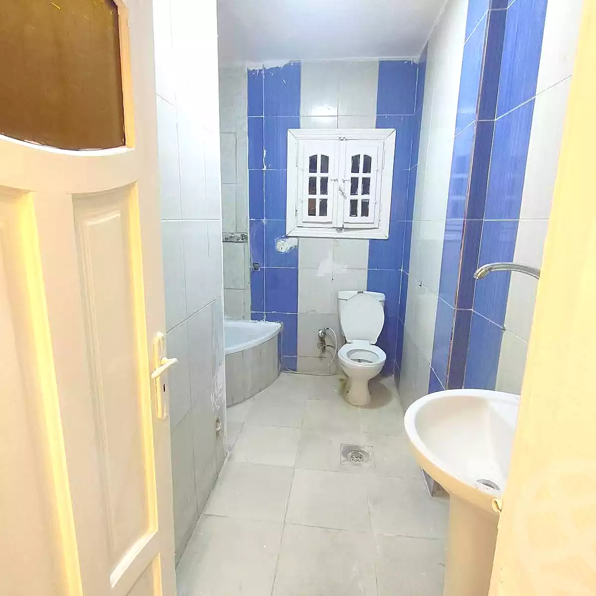 https://aqarmap.com.eg/ar/listing/7041489-for-sale-alexandria-miami