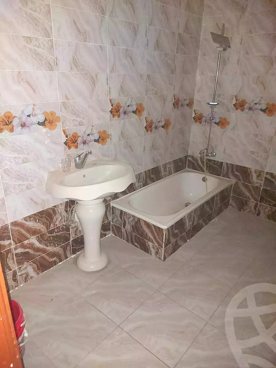 https://aqarmap.com.eg/ar/listing/7041558-for-sale-cairo-helwan-mnshy-yn-hlwn-rael-st